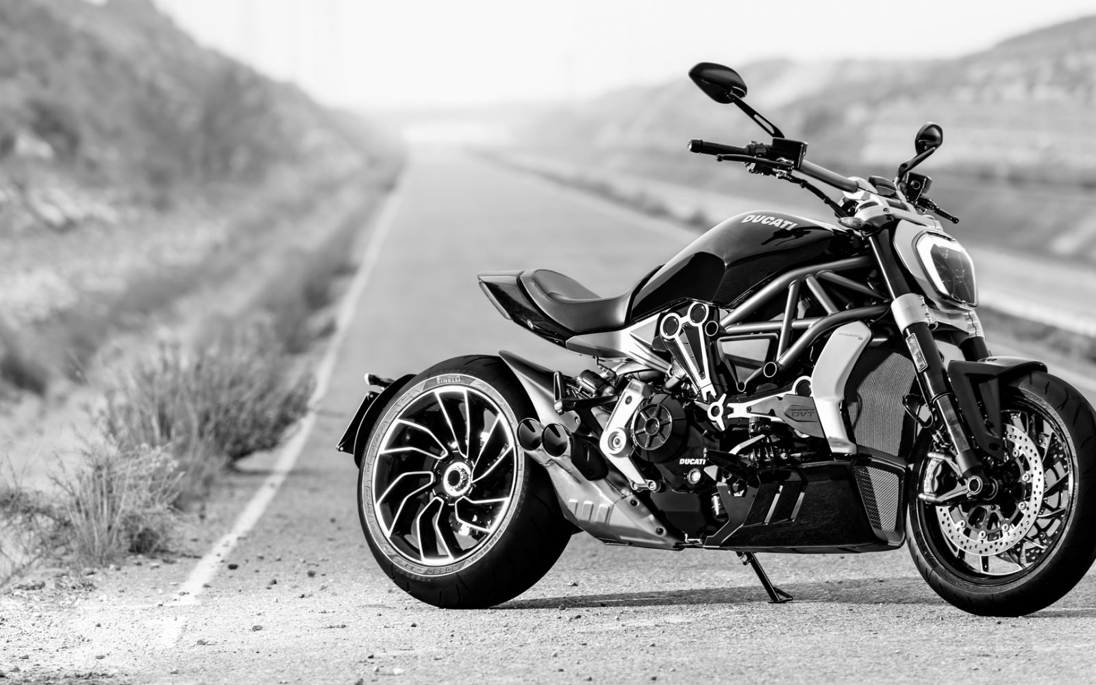 XDiavel V4